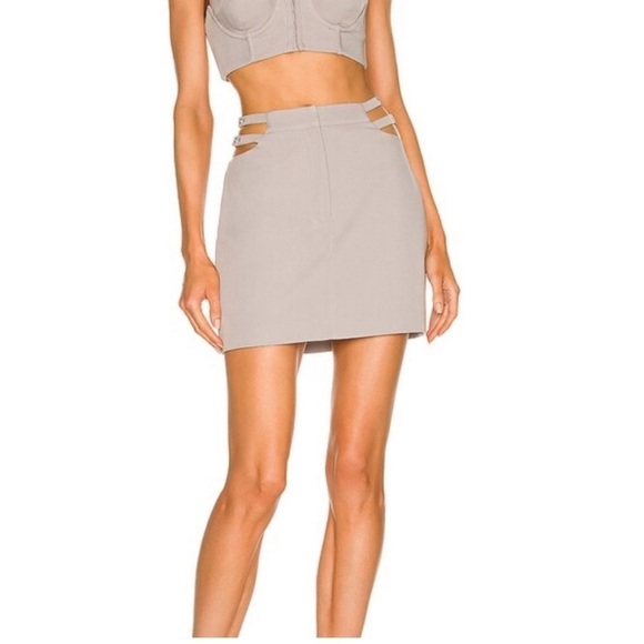 NWT Camila Coelho Cutout Jana Mini Skirt in Grey - Picture 4 of 8